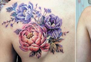 Tetování květiny a stejné významy tetování jablkové barvy na ruce